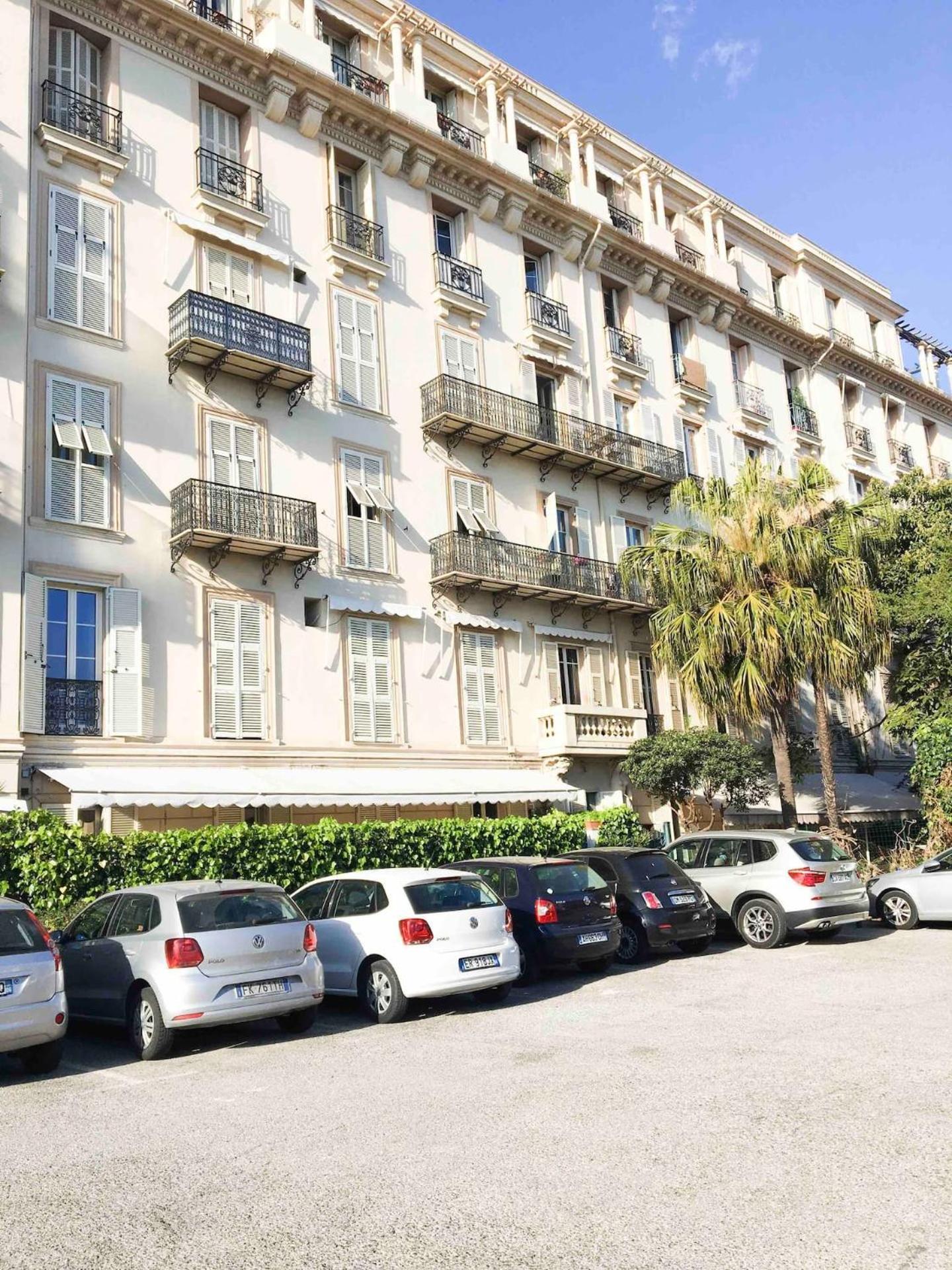 Charming Studio In The Heart Of Menton Exteriör bild